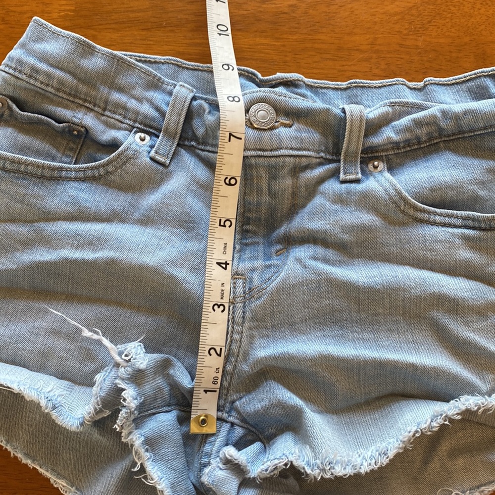 Levi’s Blue Cutoff Jean Shorts Raw Hem 28 EUC - Picture 3 of 9